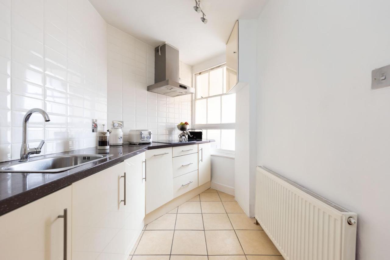 Spacious 1 Bed Oxford Street Apartment - Sleeps 4 런던 외부 사진