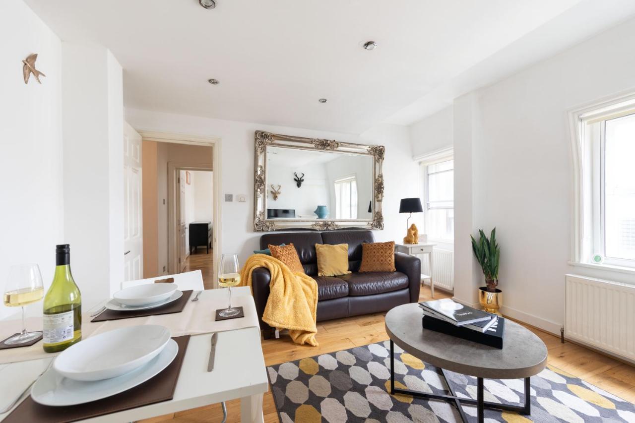 Spacious 1 Bed Oxford Street Apartment - Sleeps 4 런던 외부 사진