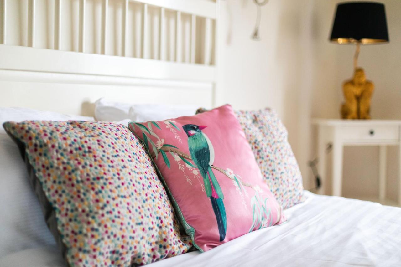 Spacious 1 Bed Oxford Street Apartment - Sleeps 4 런던 외부 사진