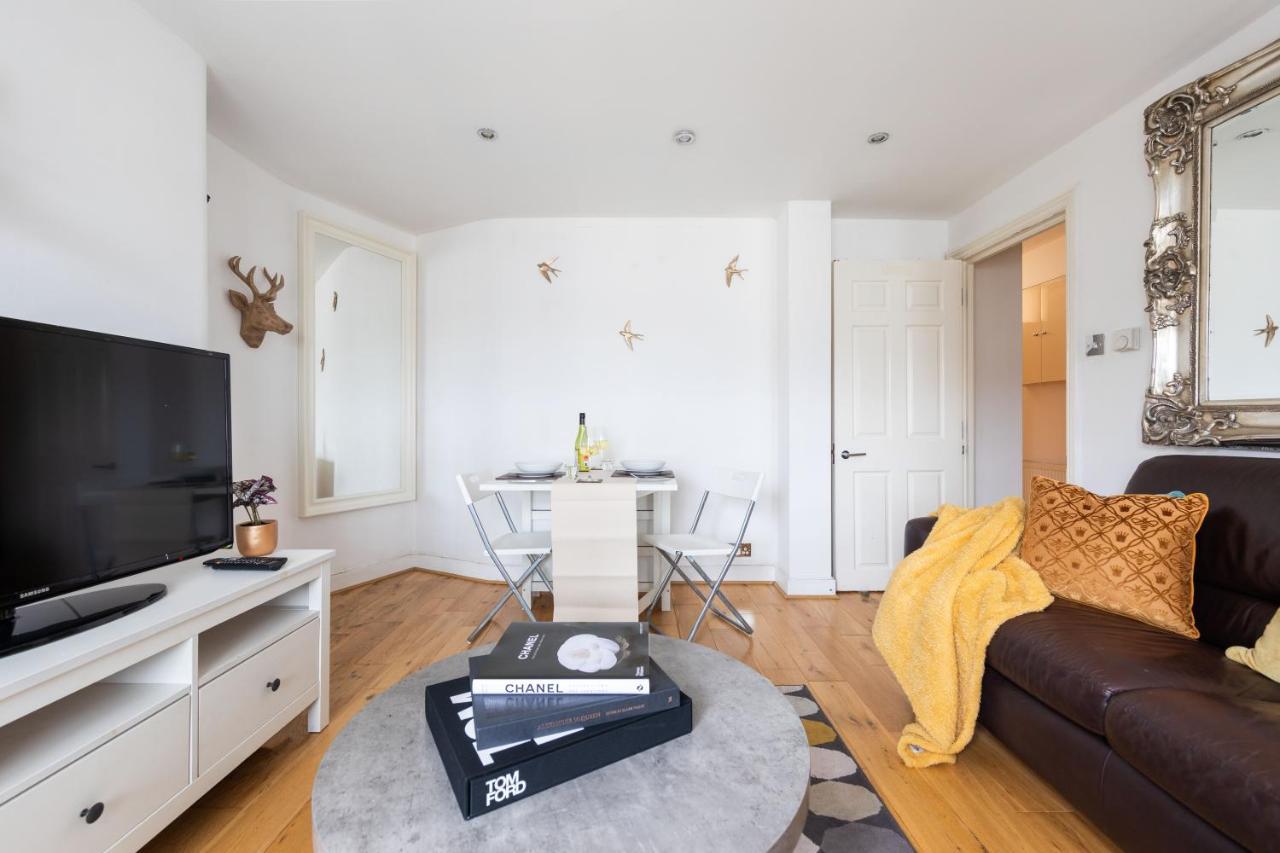 Spacious 1 Bed Oxford Street Apartment - Sleeps 4 런던 외부 사진